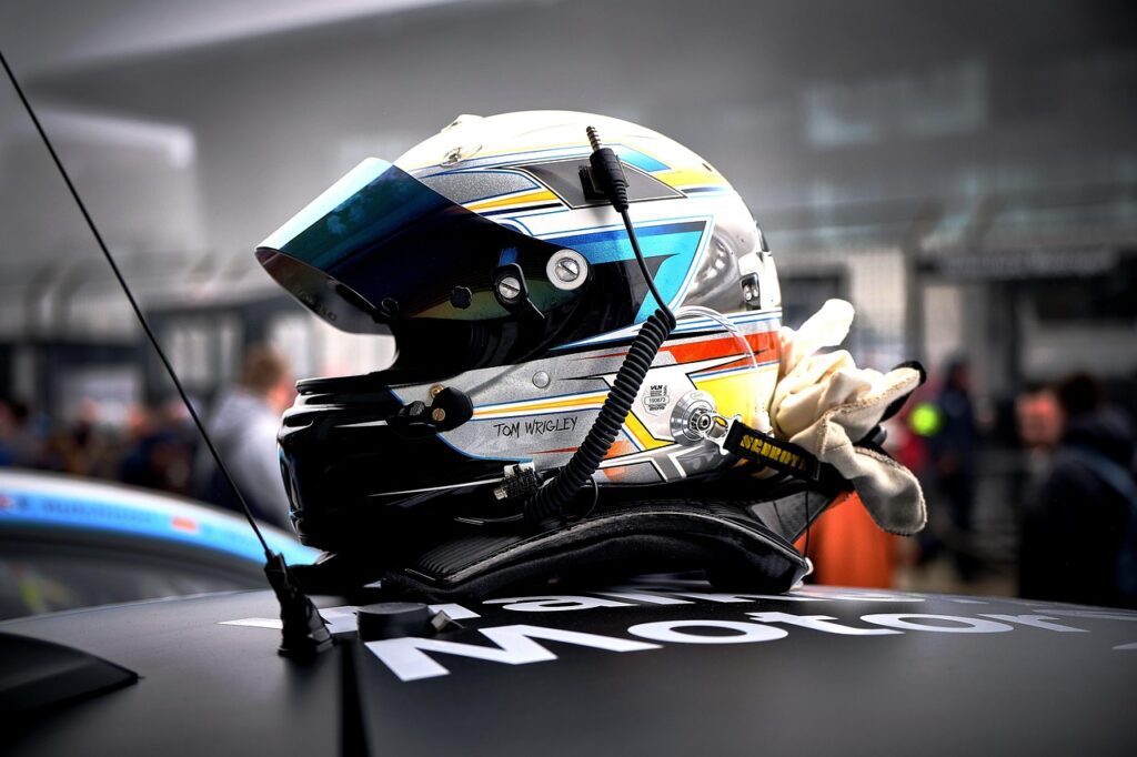 Tech on Two Wheels: 7 Best Motorcycle Intercoms in India for Smart Riding