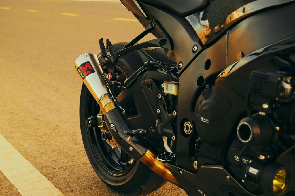 7 Heart-Thumping Best Custom Exhaust Systems for Motorcycles in India – Sound, Performance & Price Guide