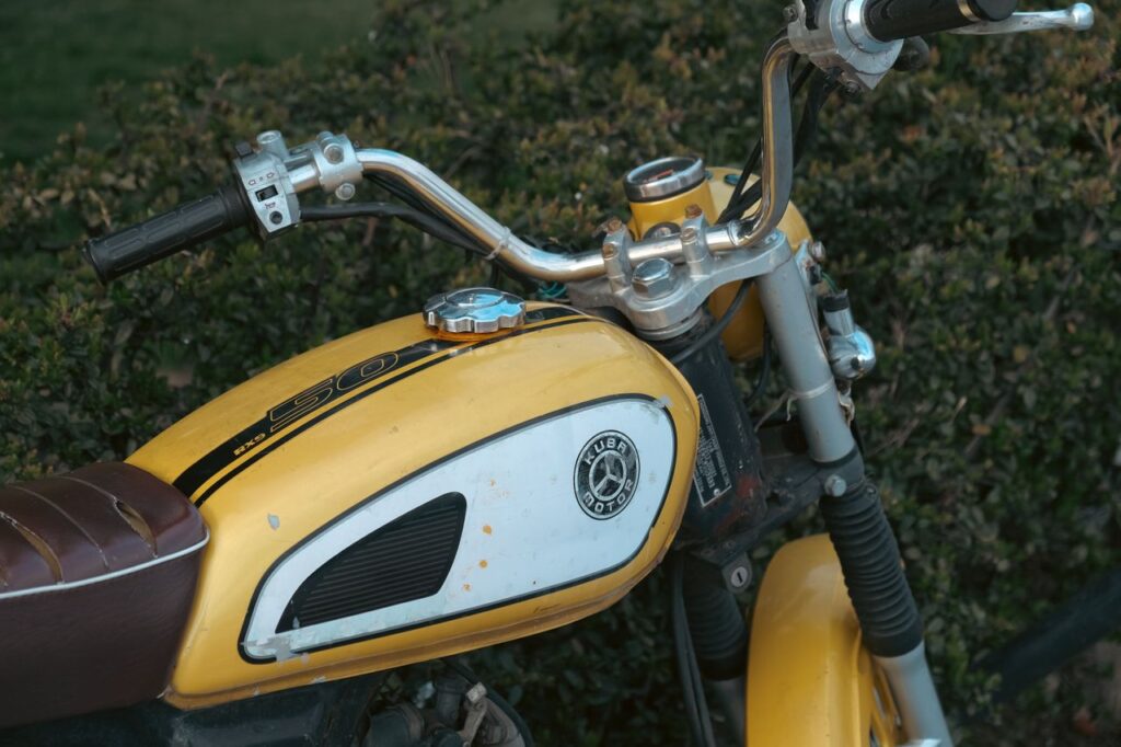 Fuel Tank Restoration: Powerful Ways to Revive a Rusty Motorcycle Tank in 7 Steps